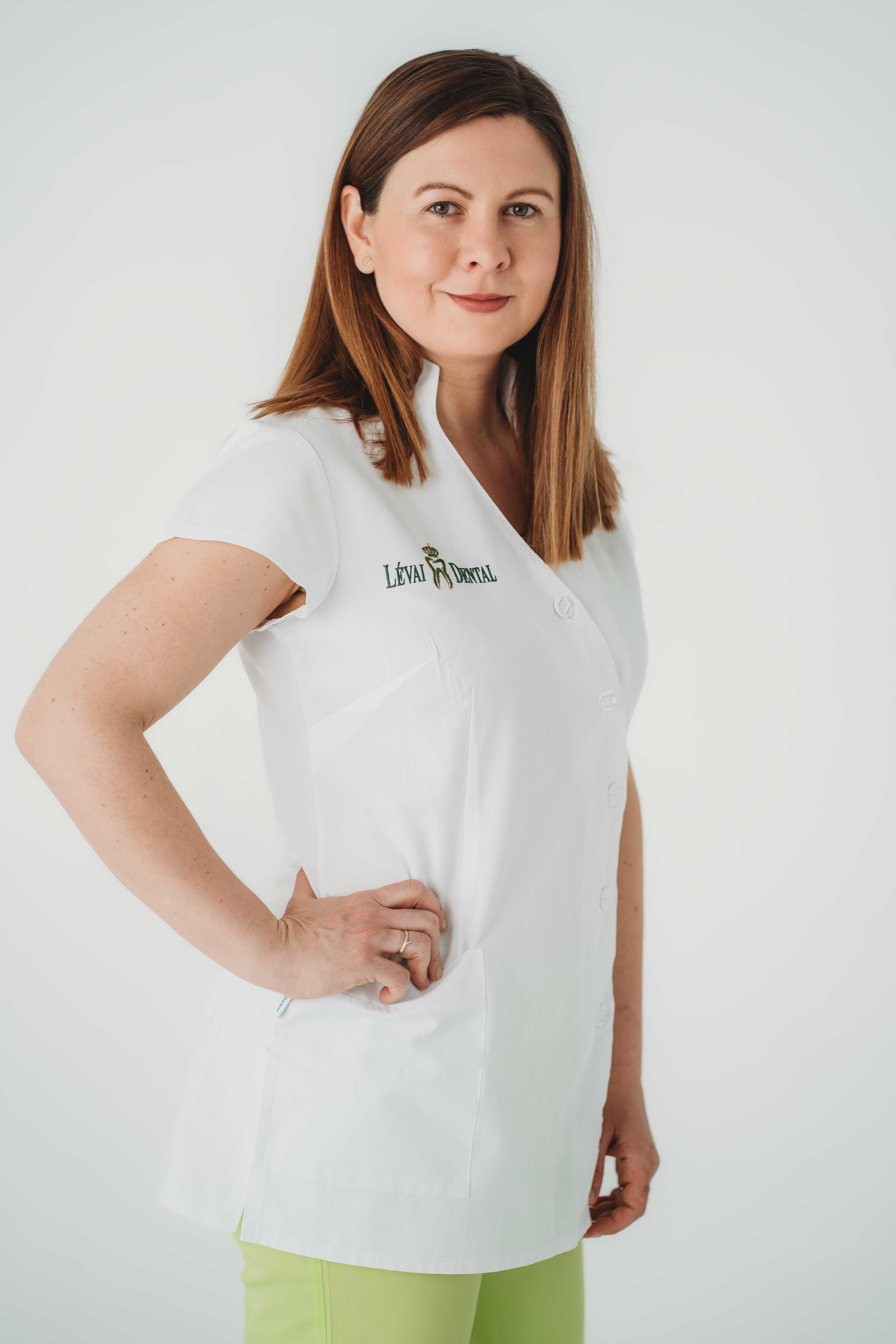 Dr. Fekete Bernadett